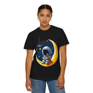 Woman Front view of black unisex garment-dyed t-shirt with "Astronaut On Moon" design - Aztren